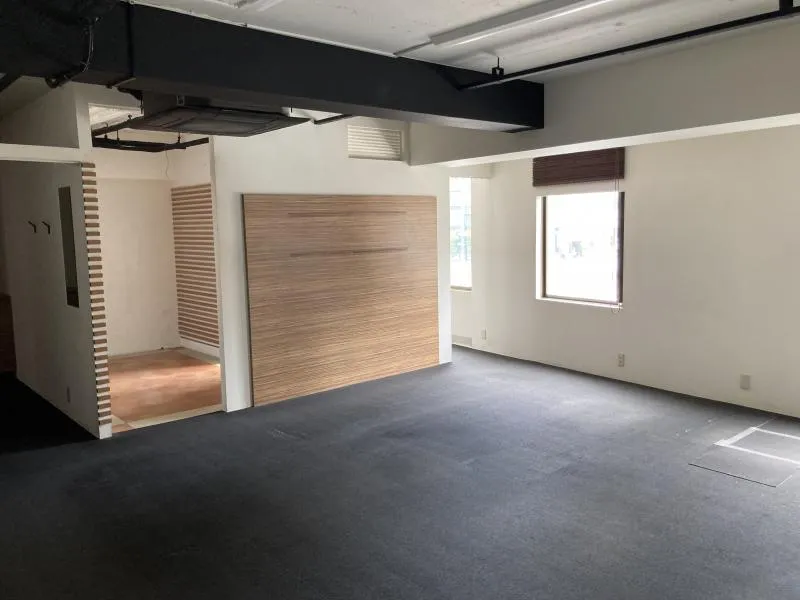 ジェスト25ビル　2階　202号室の物件画像