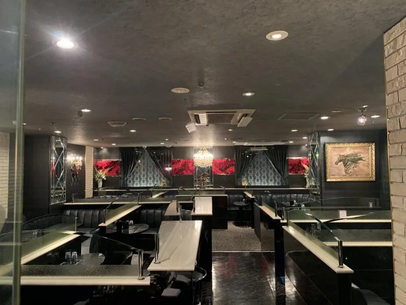 ｷﾞｬﾗﾘｰﾔﾏﾓﾄﾋﾞﾙ4階4号室