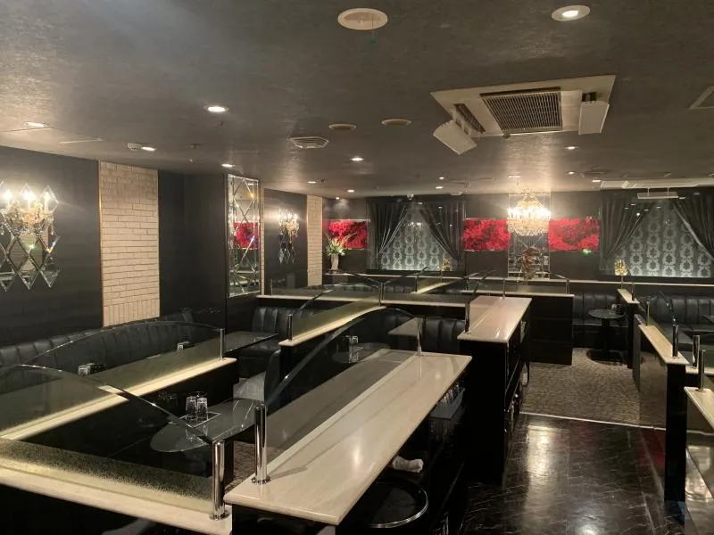 ｷﾞｬﾗﾘｰﾔﾏﾓﾄﾋﾞﾙ4階4号室の物件画像