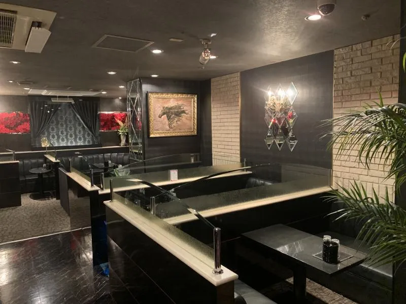 ｷﾞｬﾗﾘｰﾔﾏﾓﾄﾋﾞﾙ4階4号室の物件画像